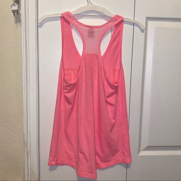 Pink VS tank top - Picture 2 of 3